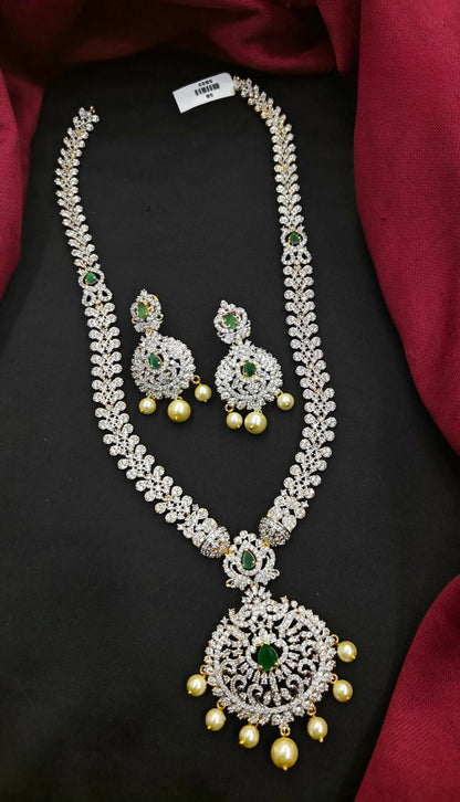 Diamond Studded Pearl Jewellery Set