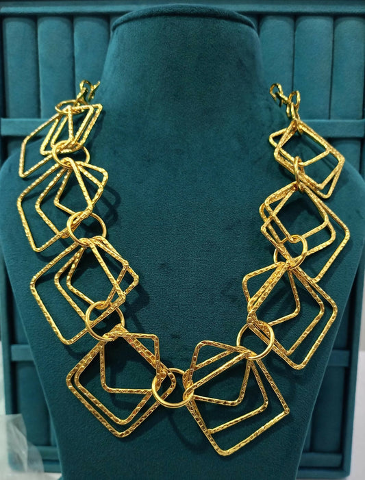 Clustered Square Chain Necklace