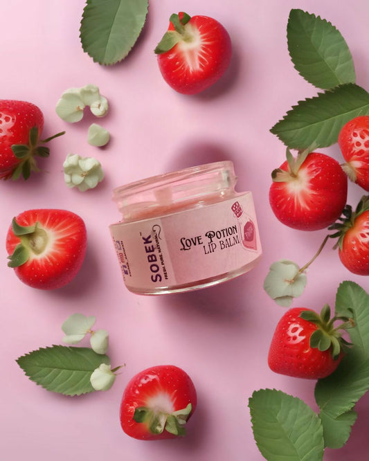 Berry Bliss: Sobek Naturals Strawberry Lip Balm butter 15 g