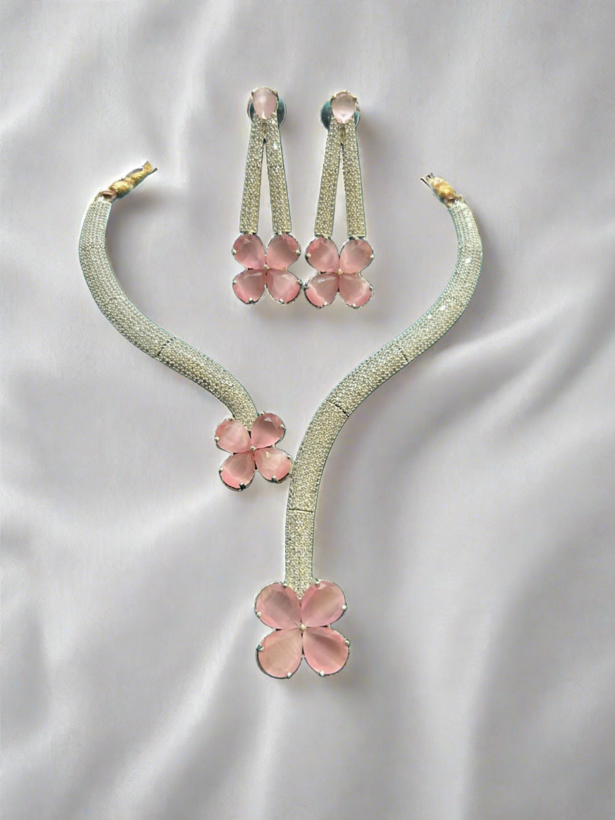 Bufferfly necklace set