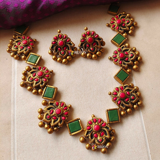 Elegant Customizable Handmade Terracotta Jewellery Set