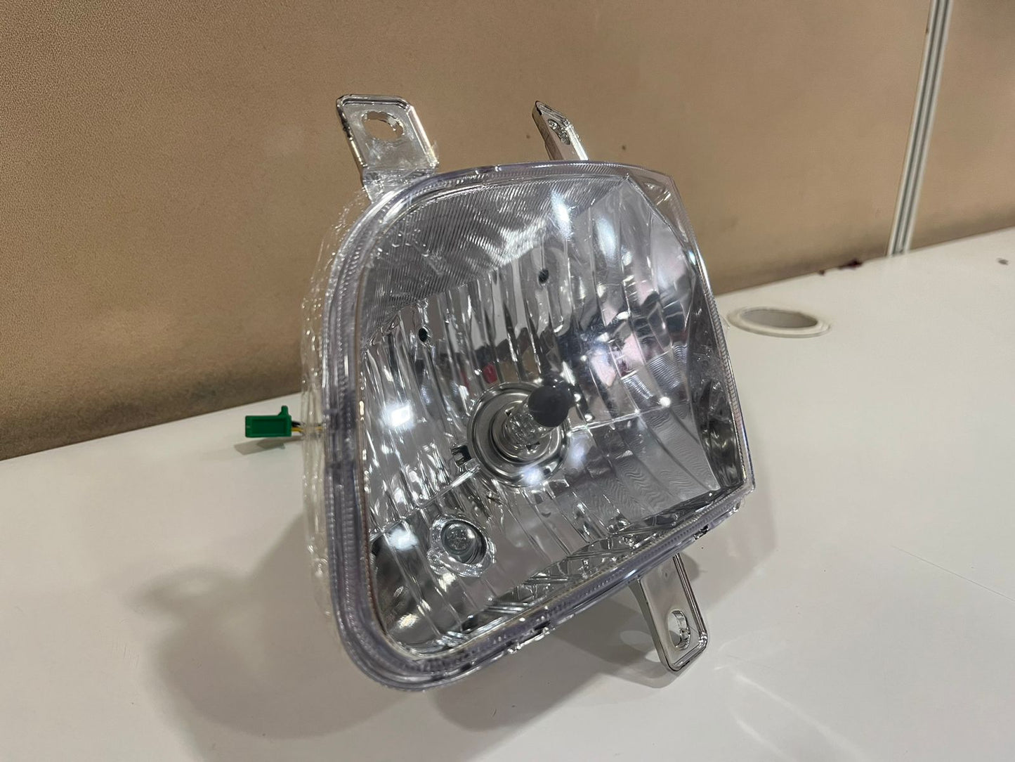 Front Blinker Lamp TVS King RH - Clear Lens