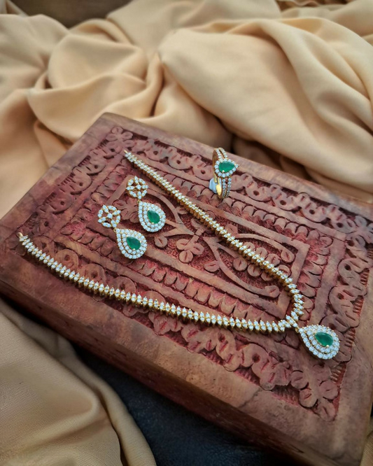 Green diamond necklace set