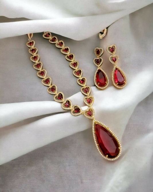 Elegant Red and Golden Shimmery Necklace Set