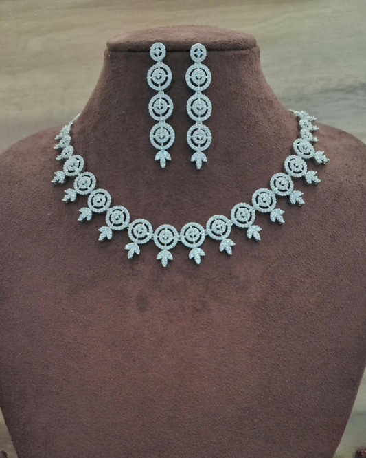 Sparkling White Diamond Necklace Set