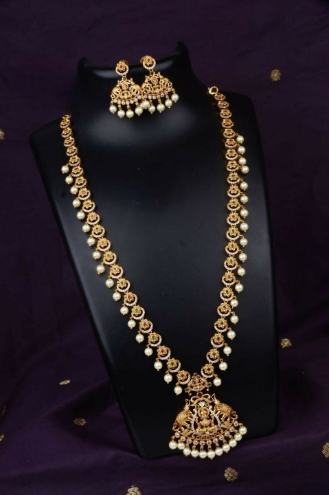 White Pearl Drop Matte Finish Golden Necklace Set