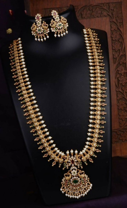 South Indian Style Matte Finish Golden Necklace Set