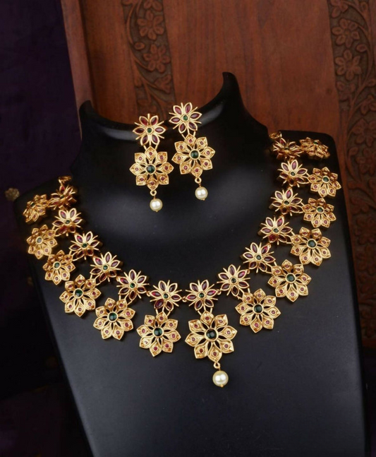 Exquisite Golden Necklace Set