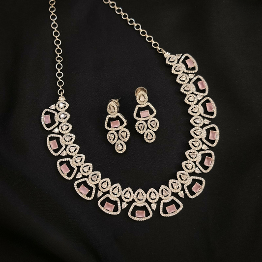 Diamond Studded Shiny Necklace Set