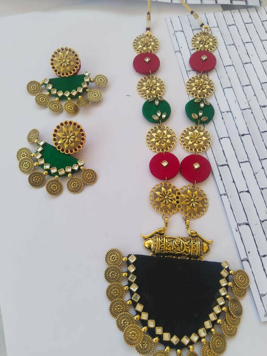 Multicolour heavy necklace set