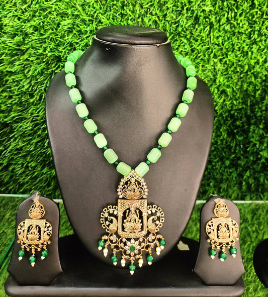 Gold plated green necklace set