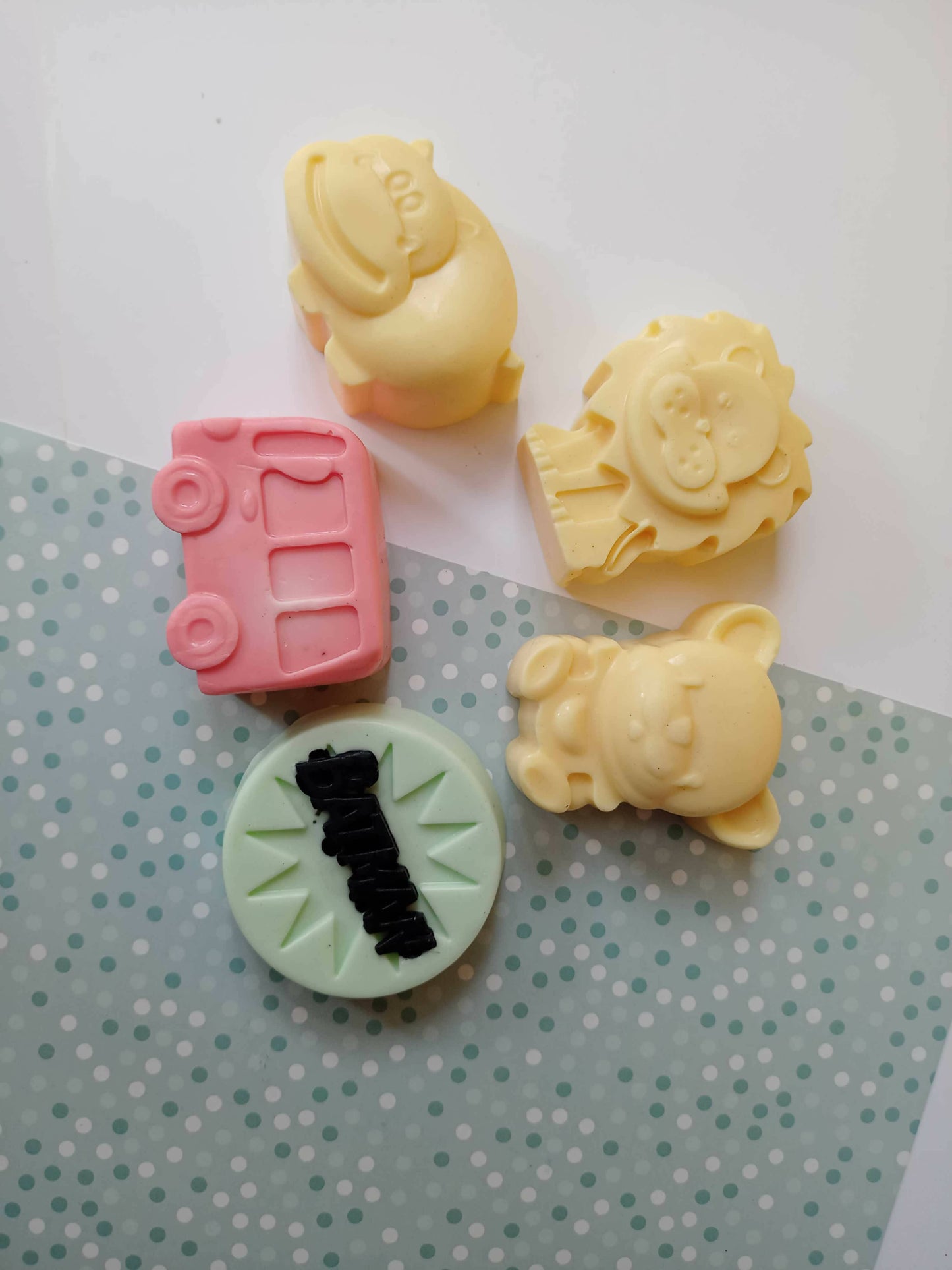 Kids cartoon mixed animals and cars toy shaped soaps set of 4