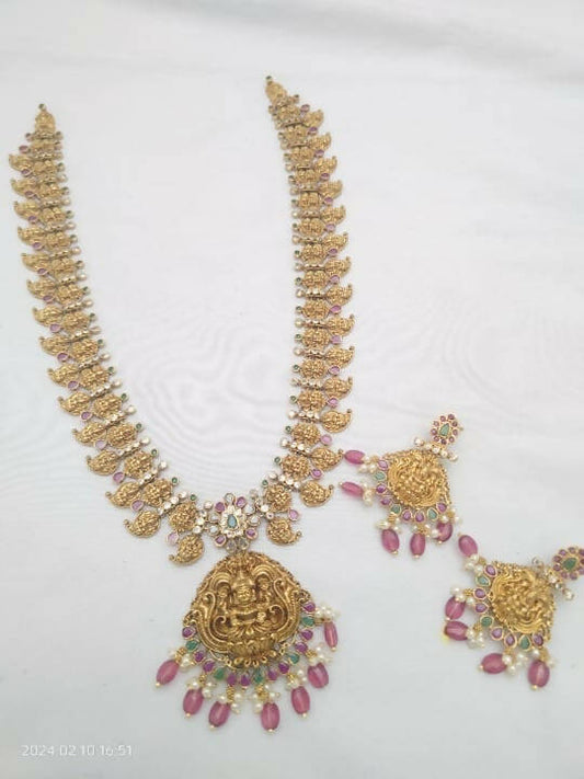 Magenta gold plated necklace set