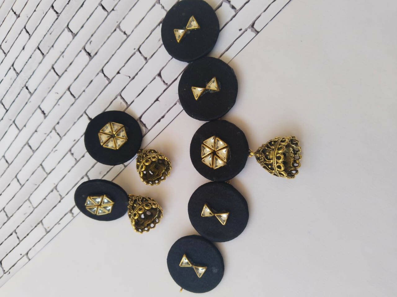 Black Golden Fabric Kundan Choker Set With Earrings