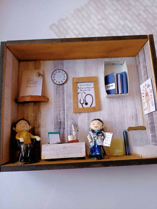 Doctor's clinic miniature frame