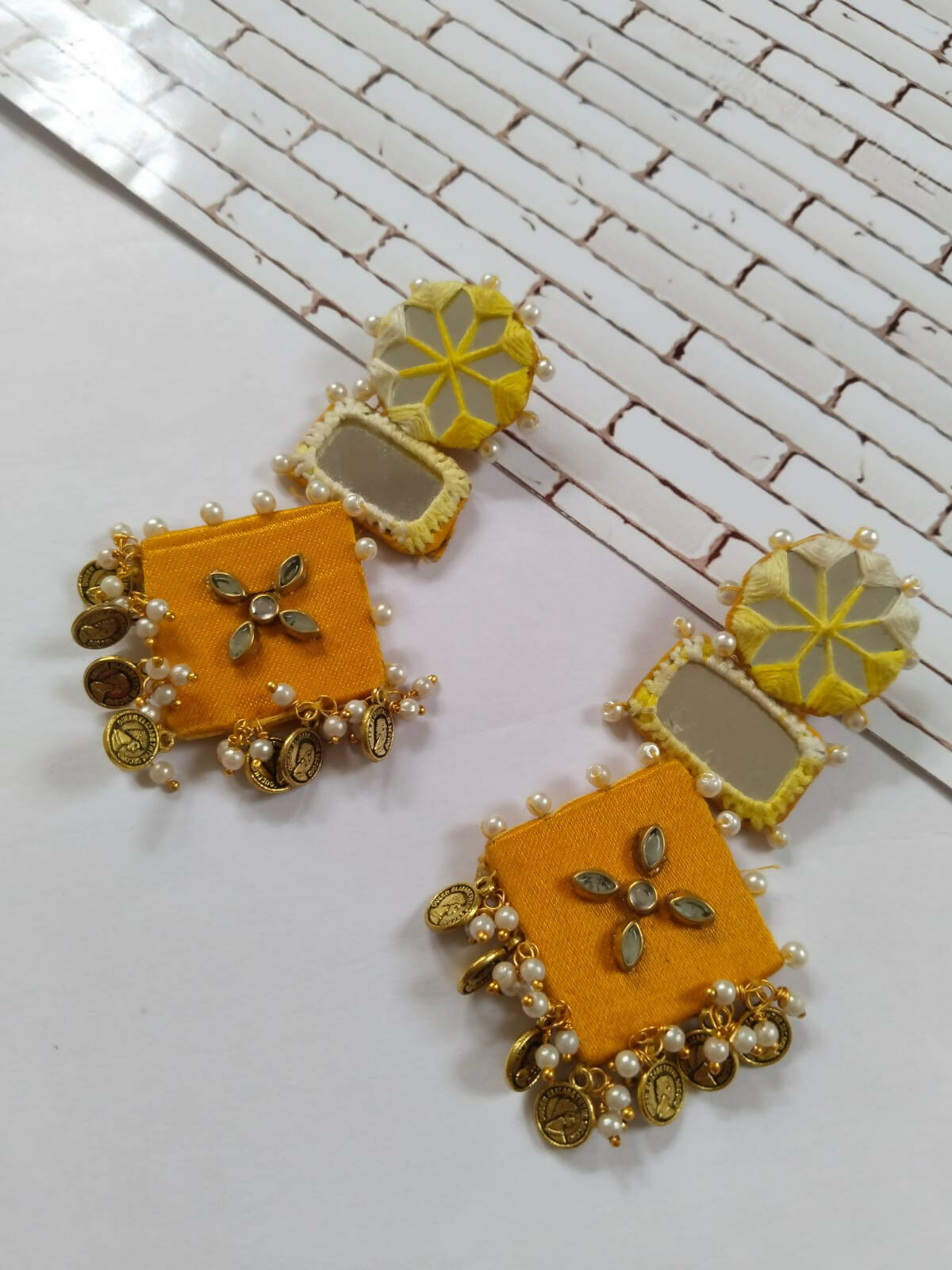 Yellow Earrings - Buy Trendy Yellow Earrings Online in India | Myntra