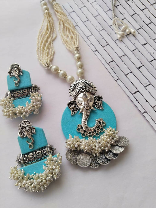 ganpati necklace and earrings set