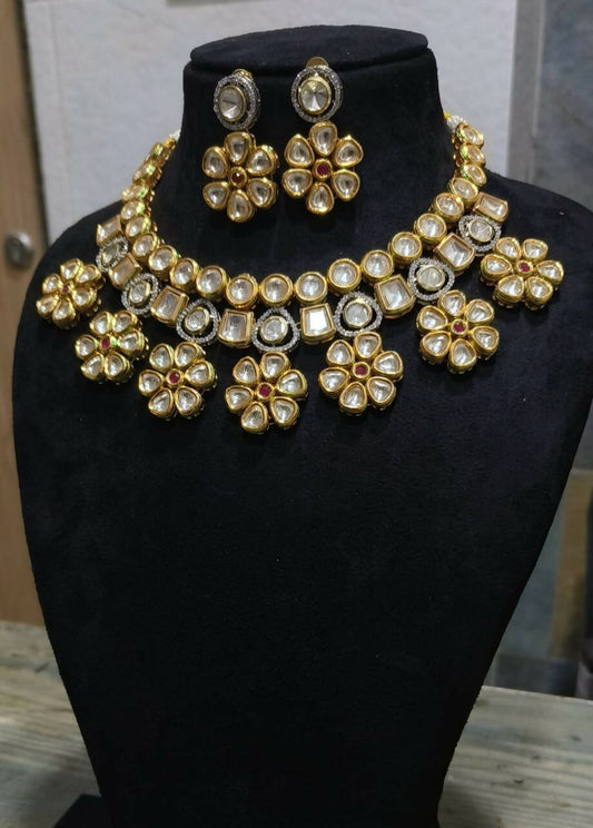 Flower Design Kundan Studded Necklace Set