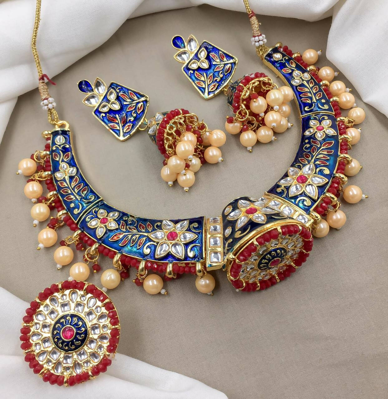Kundan Hasli Necklace Set