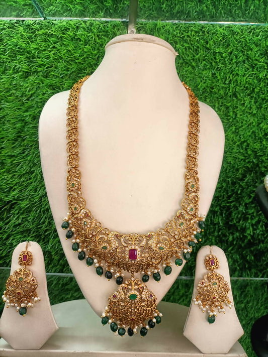 golden necklace set