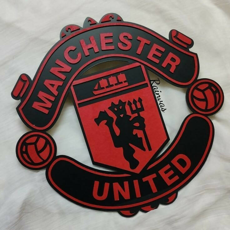 Manchester United wooden Wall Art in red and black